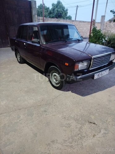 LADA (VAZ) 2107-2