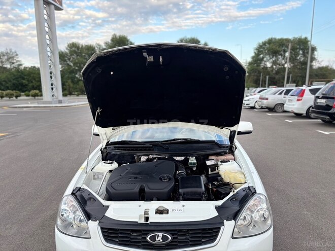LADA (VAZ) Priora-15