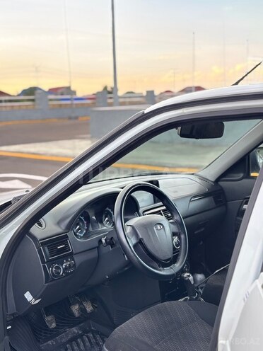 LADA (VAZ) Priora-10