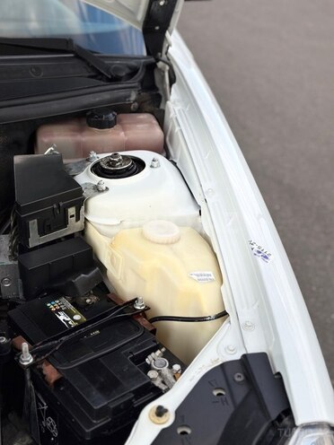 LADA (VAZ) Priora-12