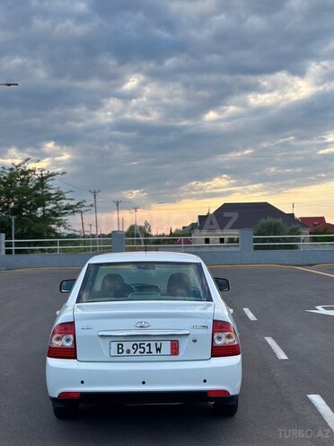 LADA (VAZ) Priora-17