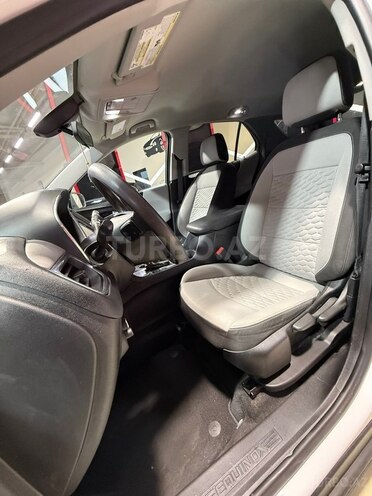 Chevrolet Equinox-18