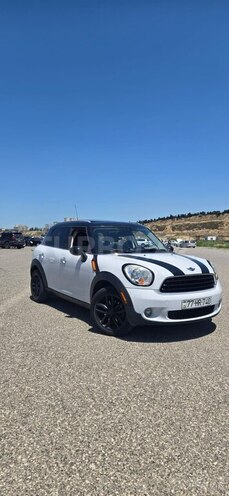 Mini Countryman-1
