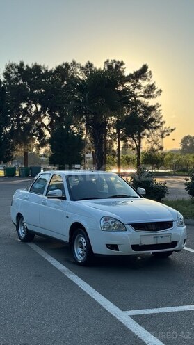 LADA (VAZ) Priora-1