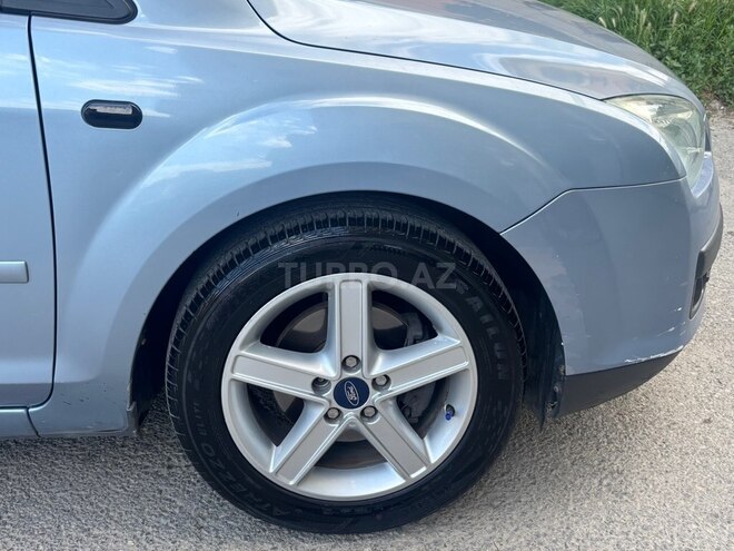 Ford Focus-6