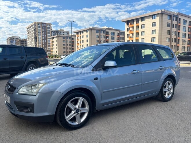 Ford Focus-8