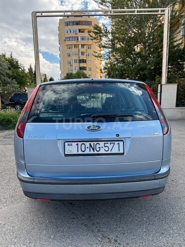 Ford Focus-2