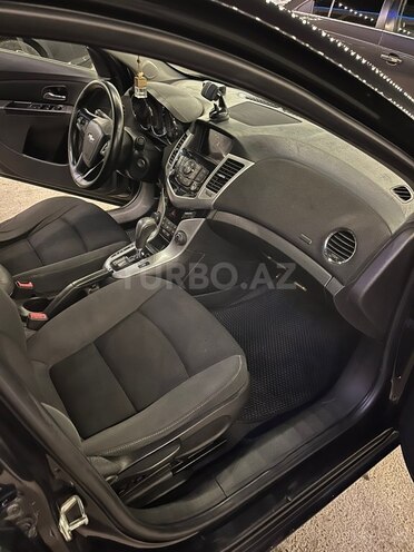 Chevrolet Cruze-8