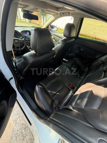 Chevrolet Cruze-4