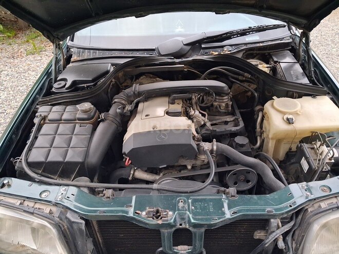 Mercedes C 200-8