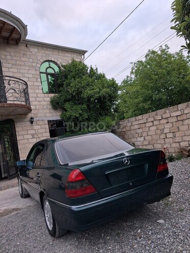 Mercedes C 200-3
