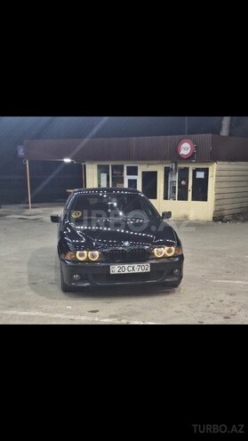 BMW 520-1