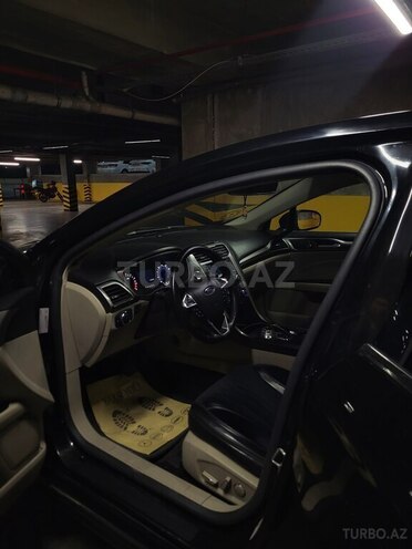 Ford Fusion (North America)-8