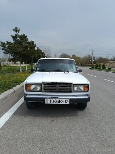 LADA (VAZ) 2107-1