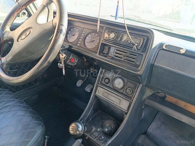 LADA (VAZ) 2107-8