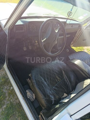 LADA (VAZ) 2107-13