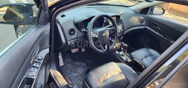 Chevrolet Cruze-9
