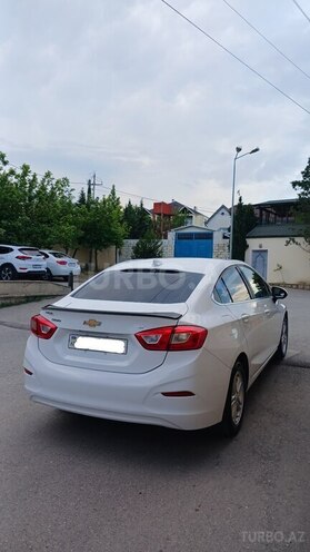 Chevrolet Cruze-11