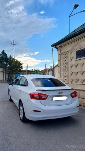 Chevrolet Cruze-10
