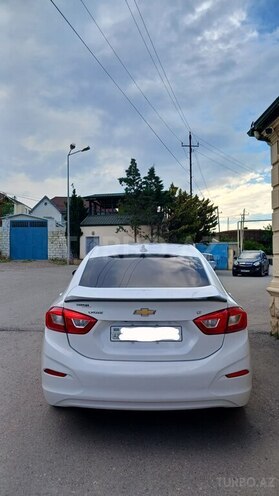 Chevrolet Cruze-9