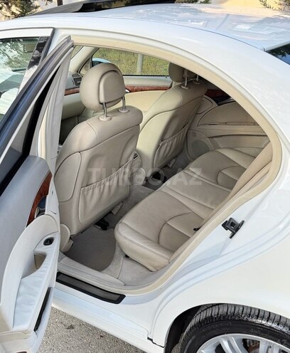 Mercedes E 240-20