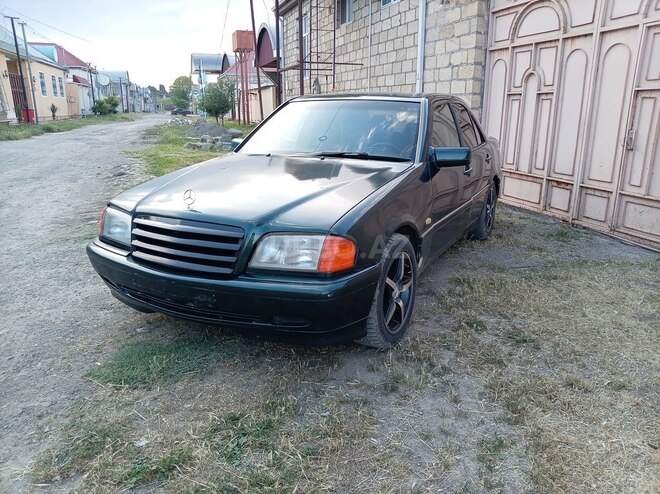 Mercedes C 180-2