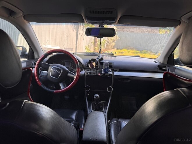 Audi A4-9