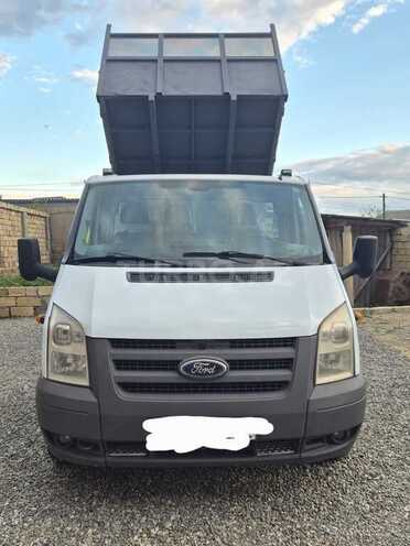 Ford Transit-1