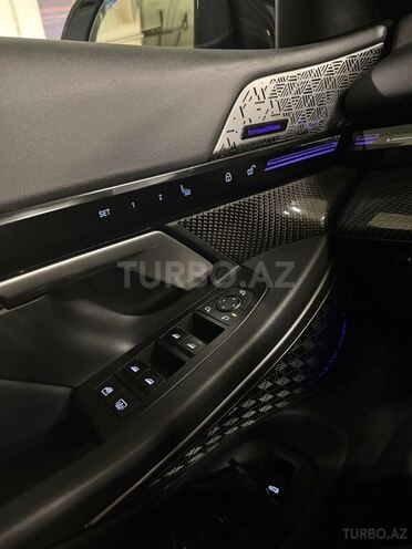 BMW 520-13