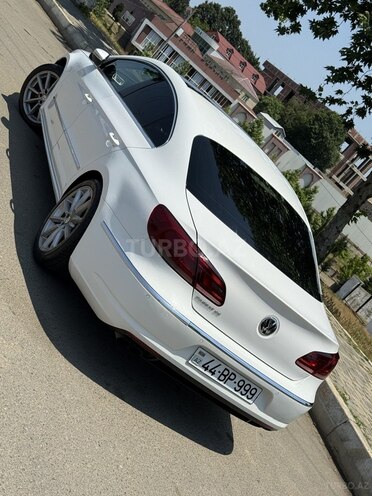 Volkswagen Passat CC-12