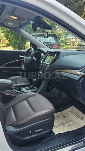 Hyundai Santa Fe-11