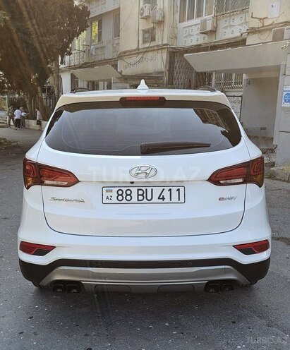 Hyundai Santa Fe-4