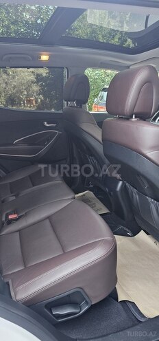 Hyundai Santa Fe-10
