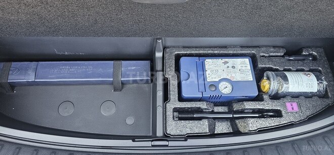 Hyundai Santa Fe-8