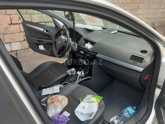 Opel Astra-10