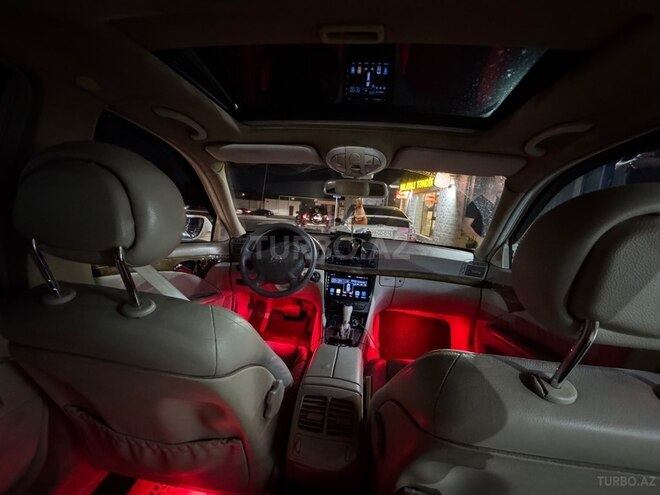 Mercedes E 240-8