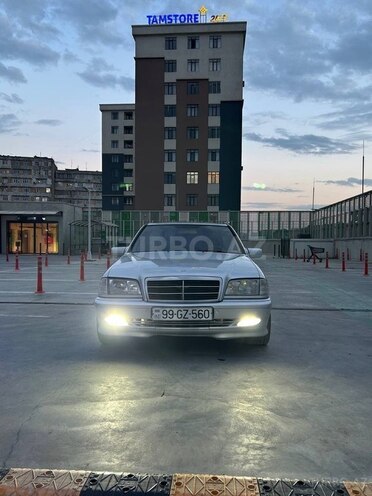Mercedes C 220-8