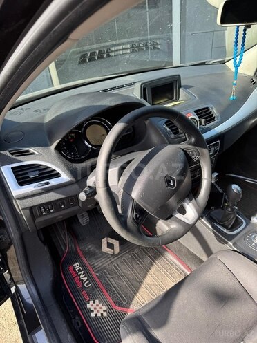 Renault Megane-9