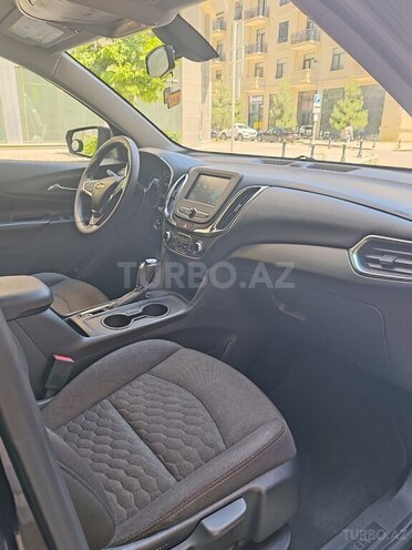 Chevrolet Equinox-7