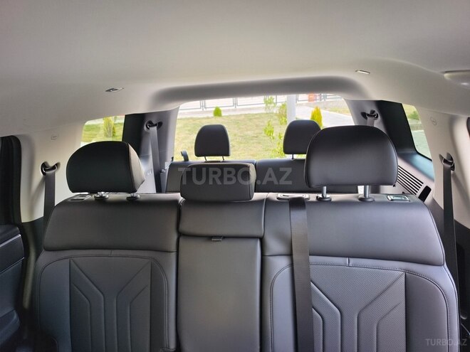 Hyundai Santa Fe-15