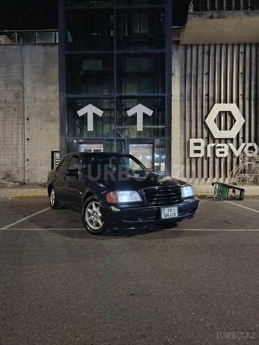 Mercedes C 200-1