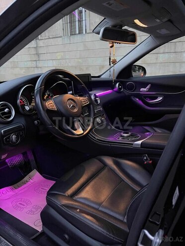 Mercedes C 300-9