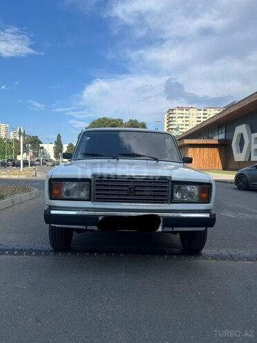 LADA (VAZ) 2107-1
