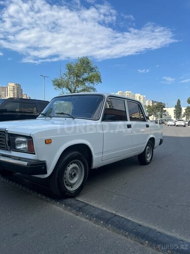 LADA (VAZ) 2107-10