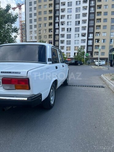 LADA (VAZ) 2107-15