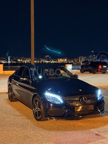 Mercedes C 300 4MATIC-3
