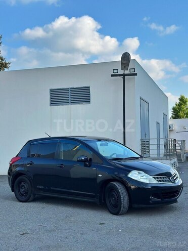 Nissan Tiida-2
