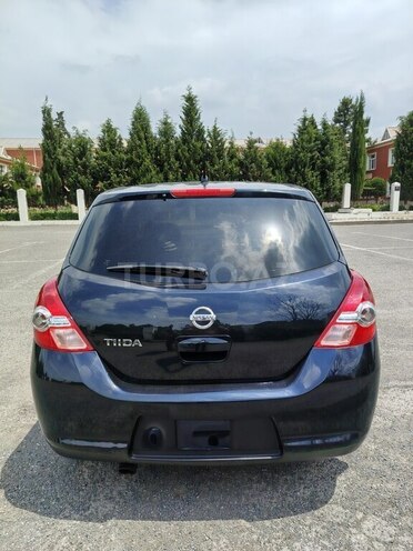 Nissan Tiida-6