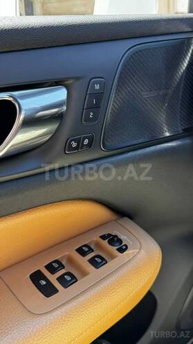Volvo S60-11