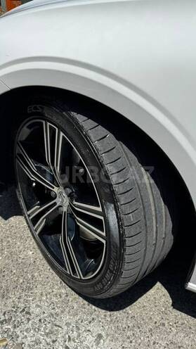 Volvo S60-19